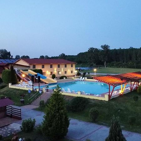 Ligetalja Termál Hotel Peneszlek Kültér fotó