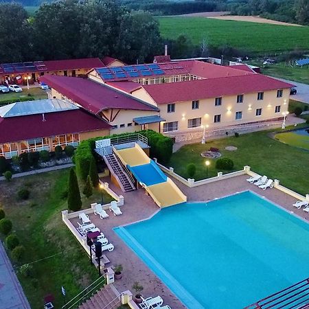 Ligetalja Termál Hotel Peneszlek Kültér fotó