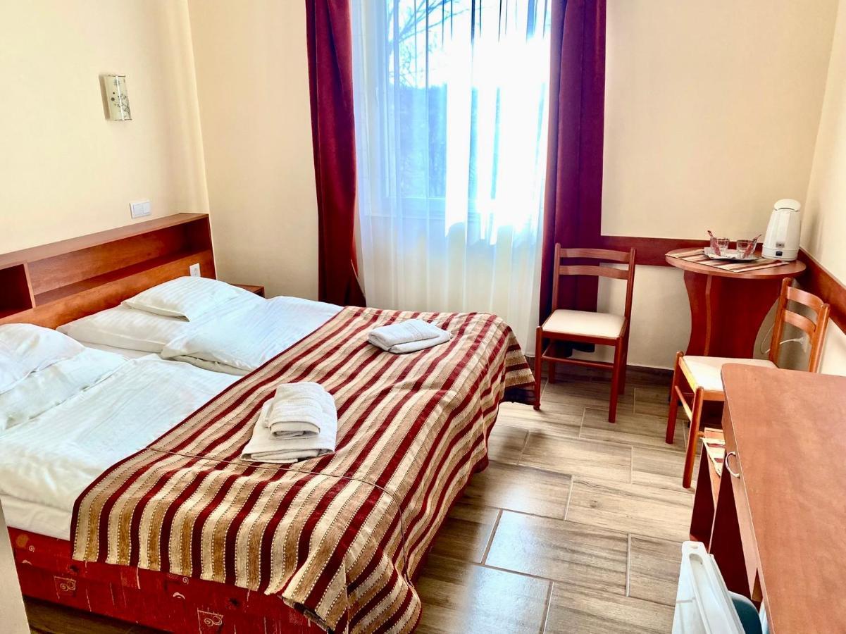 Ligetalja Termál Hotel Peneszlek Kültér fotó