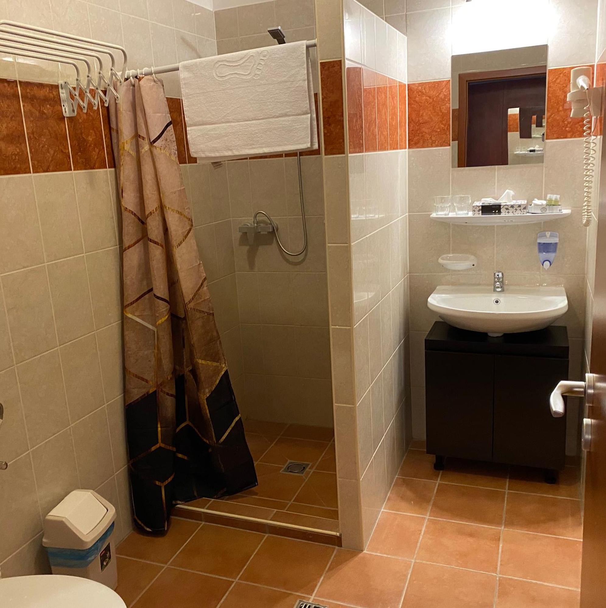 Ligetalja Termál Hotel Peneszlek Kültér fotó