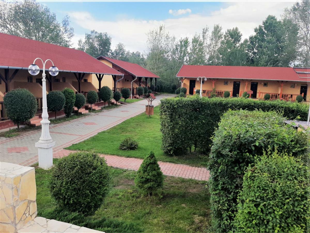 Ligetalja Termál Hotel Peneszlek Kültér fotó