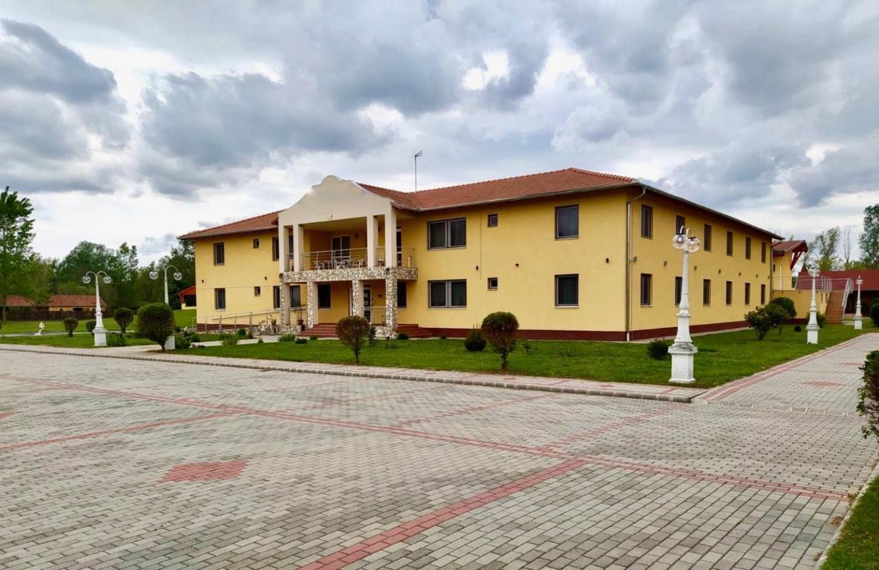 Ligetalja Termál Hotel Peneszlek Kültér fotó